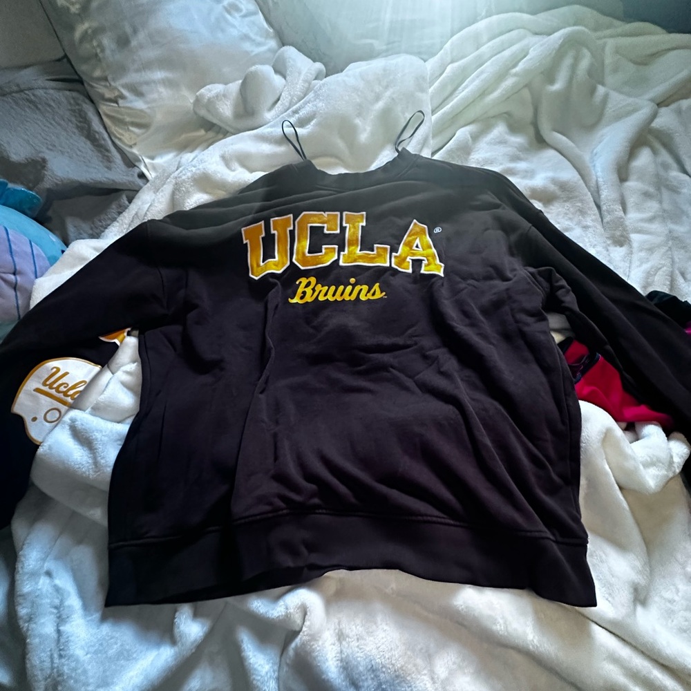 Brown ucla sweatshirt used